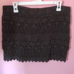 Barely worn! Lace skirt from American eagle